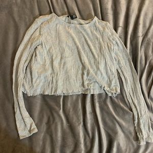 Long sleeve crop top